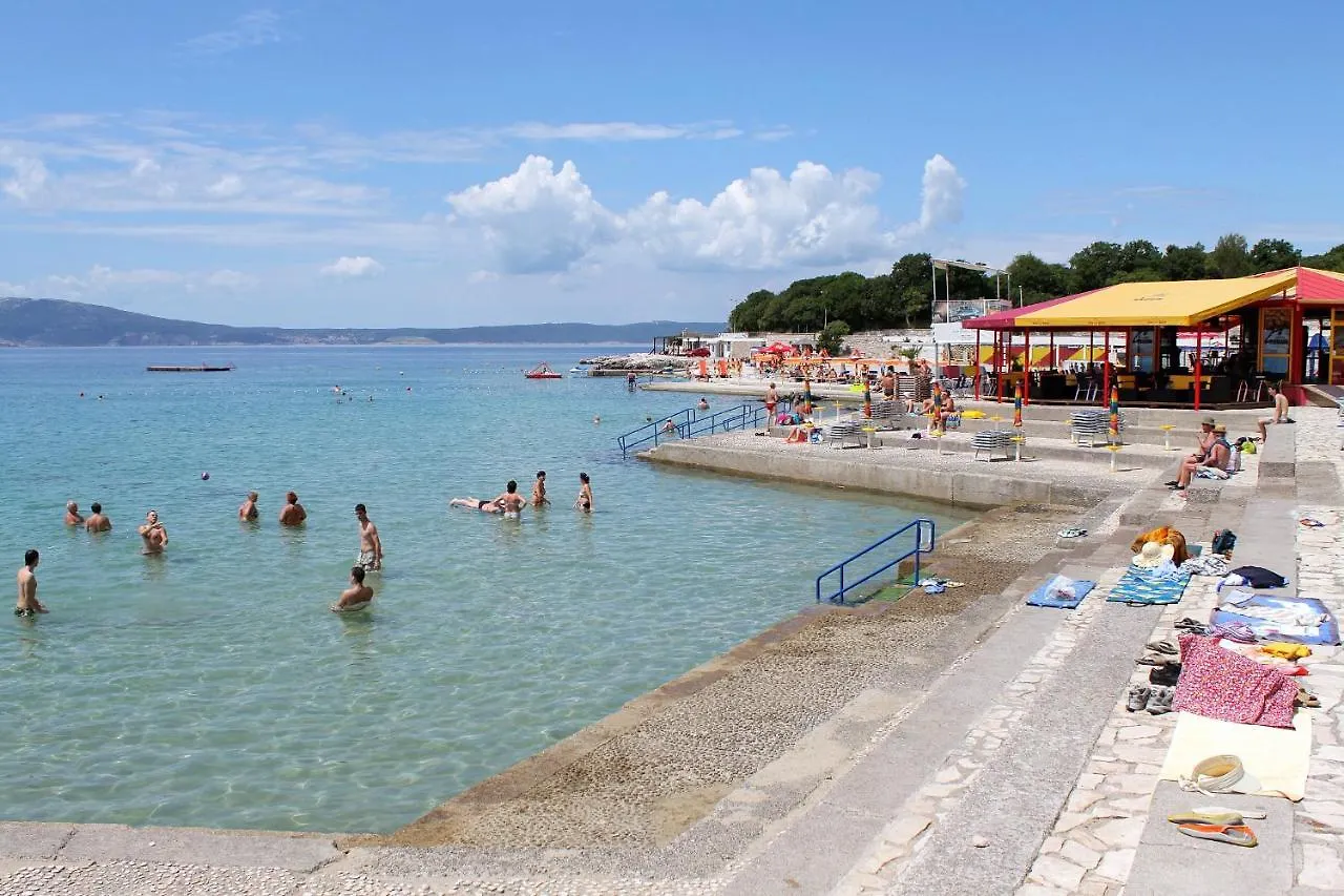 Apartments With A Parking Space Novi Vinodolski - 20006 Croatia